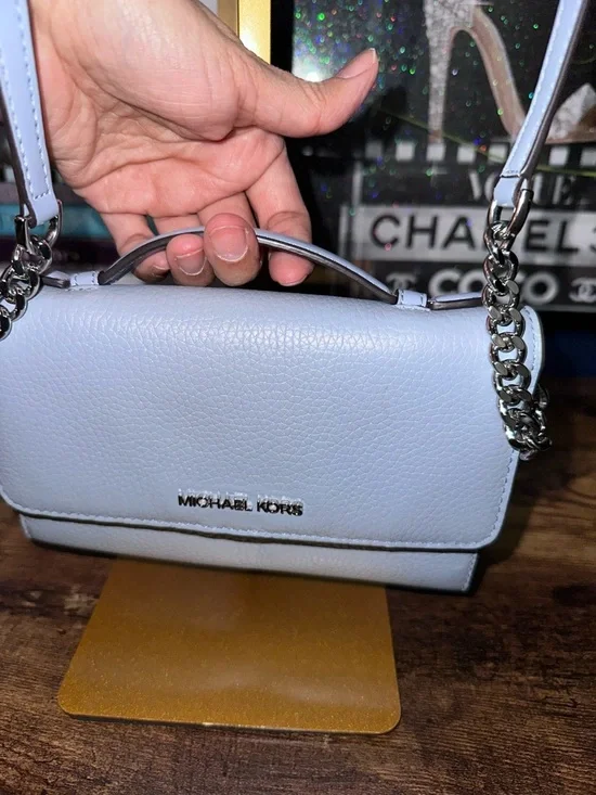 Michael Kors Light Blue Pebbled Leather Chain Crossbody - Picture 3 of 9